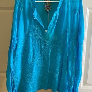Johnny was embroidered blouse